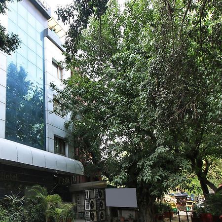 Hotel Oscar - Hauz Khas New Delhi Eksteriør billede