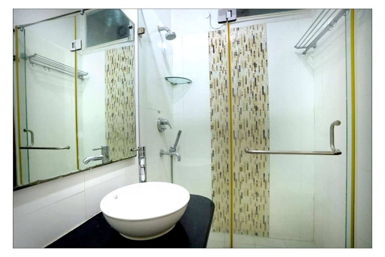 Hotel Oscar - Hauz Khas New Delhi Eksteriør billede