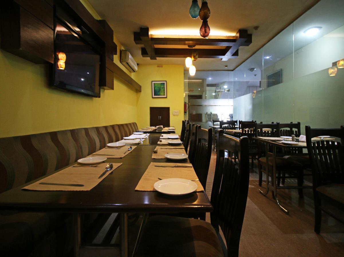 Hotel Oscar - Hauz Khas New Delhi Eksteriør billede